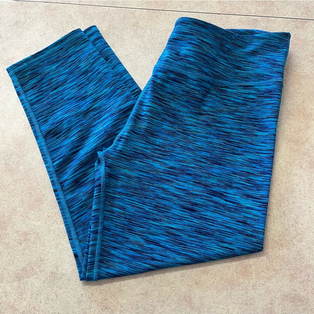 Fabletics Salar Blue Space Dye Mid Rise Crop Leggings